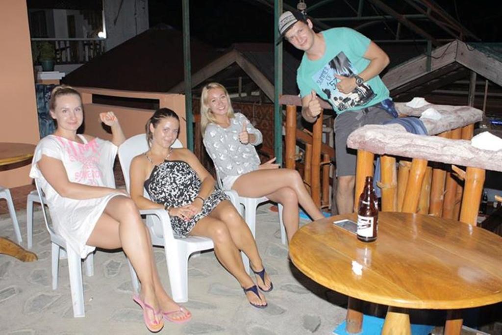 Anda De Boracay White Sand Resort מראה חיצוני תמונה
